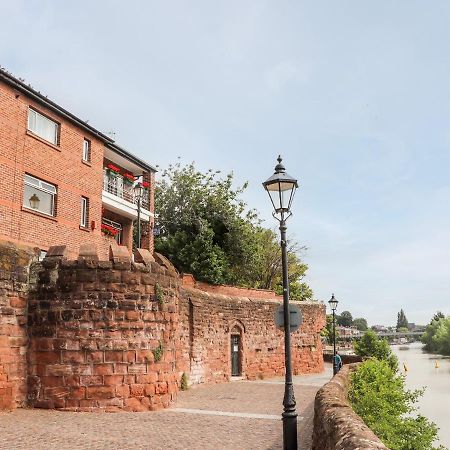 Dee Heights Penthouse Apartment Chester Bagian luar foto