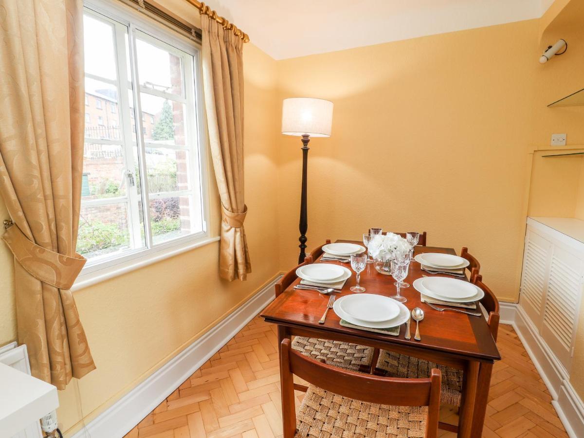 Dee Heights Penthouse Apartment Chester Bagian luar foto