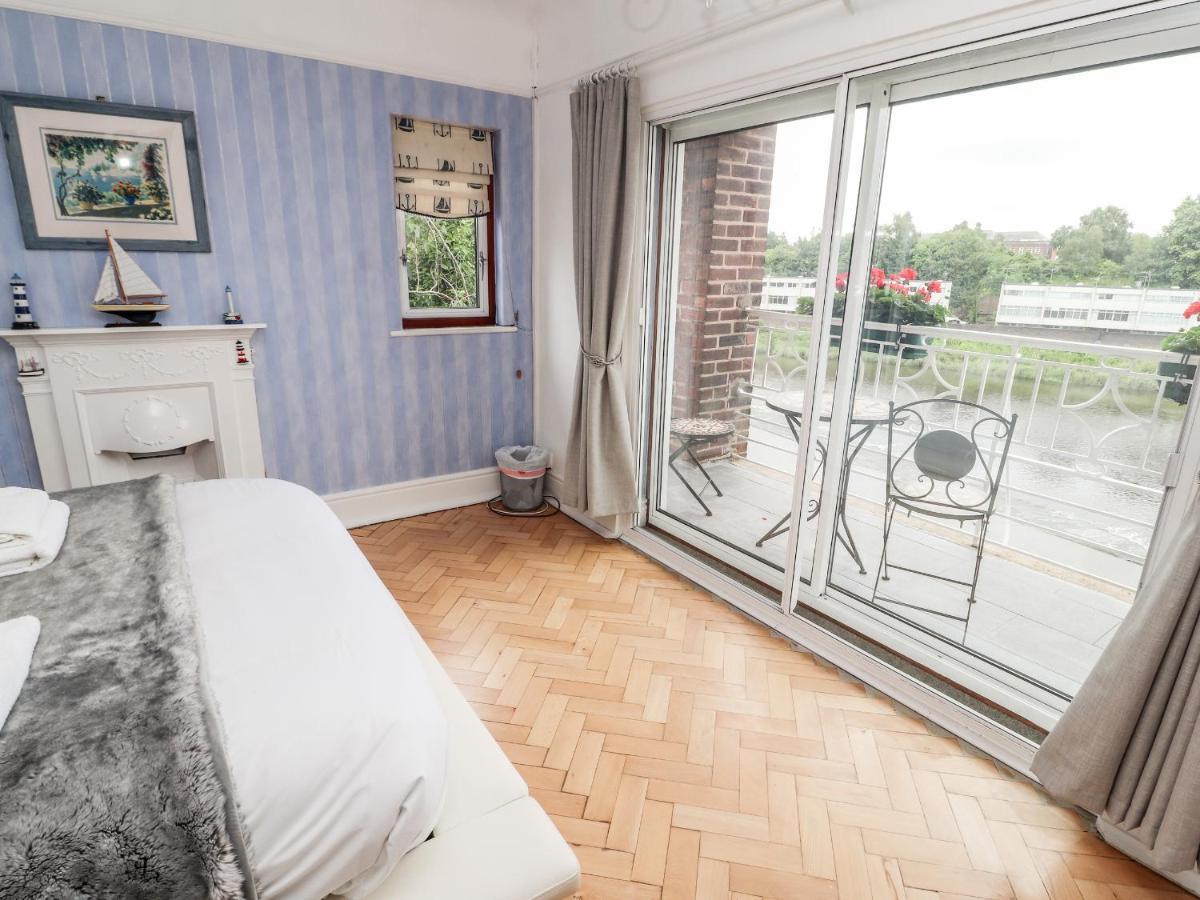 Dee Heights Penthouse Apartment Chester Bagian luar foto